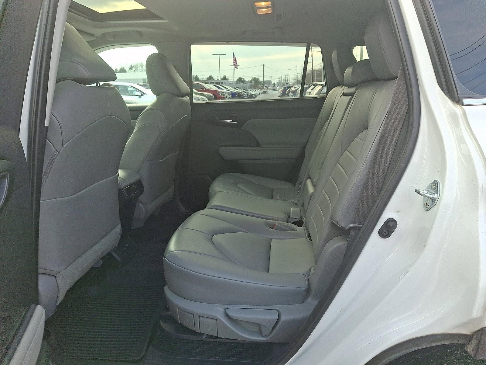 2023 Toyota Highlander Hybrid XLE AWD (Natl)