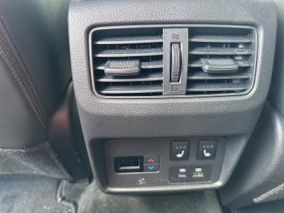 2023 Nissan Rogue AWD Platinum