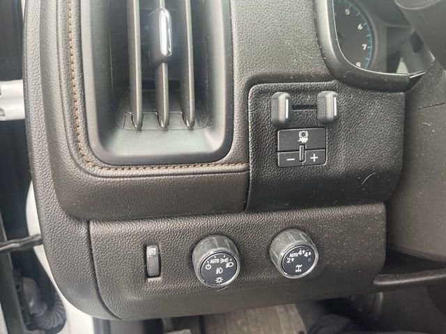 2022 GMC Canyon AT4 - Cloth