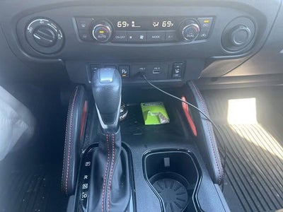 2023 Nissan Frontier Crew Cab PRO-4X 4x4