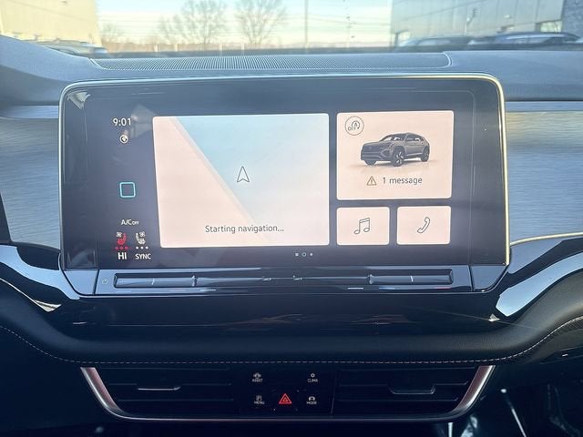 2024 Volkswagen Atlas Cross Sport 2.0T SE w/Technology