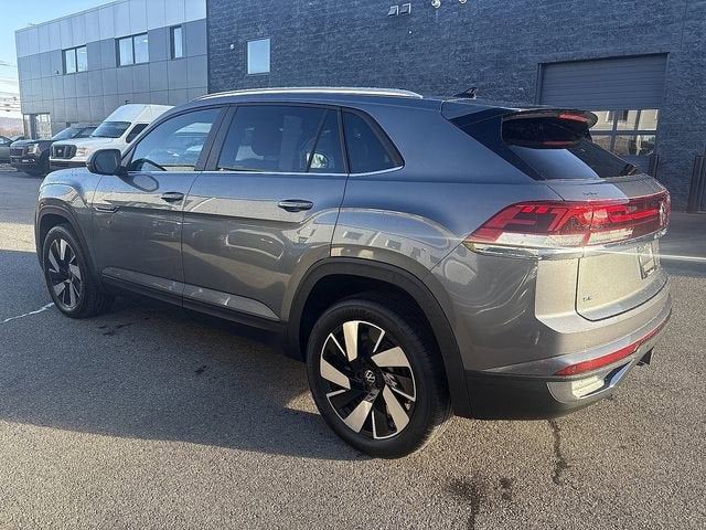 2024 Volkswagen Atlas Cross Sport 2.0T SE w/Technology