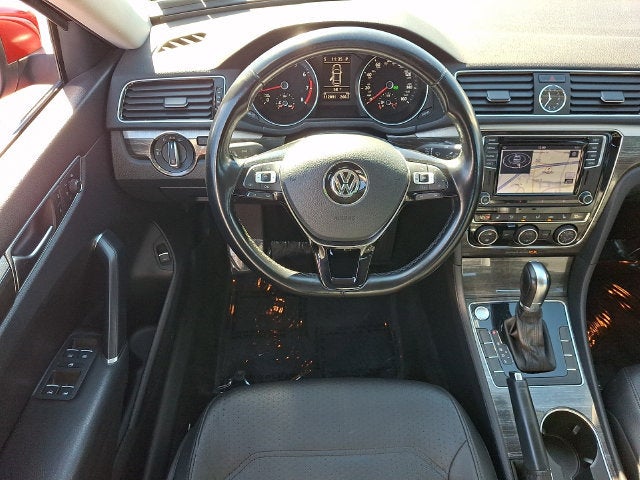 2016 Volkswagen Passat 1.8T SE
