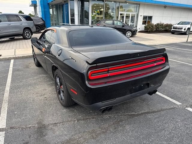 2020 Dodge Challenger SXT AWD