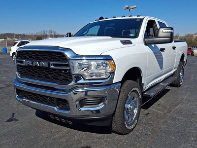 2024 RAM 2500 Tradesman Crew Cab 4x4 6'4" Box