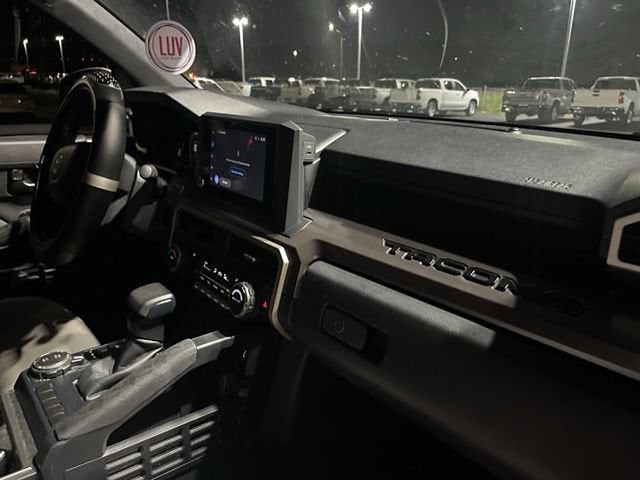 2024 Toyota Tacoma SR5