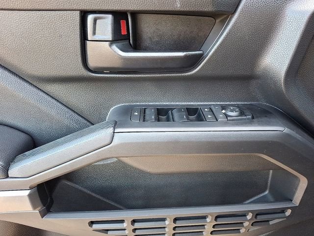 2025 Toyota Tacoma 4WD SR