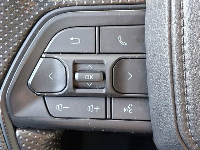 2025 Toyota Tacoma 4WD SR