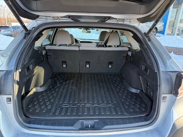 2024 Subaru Outback Premium