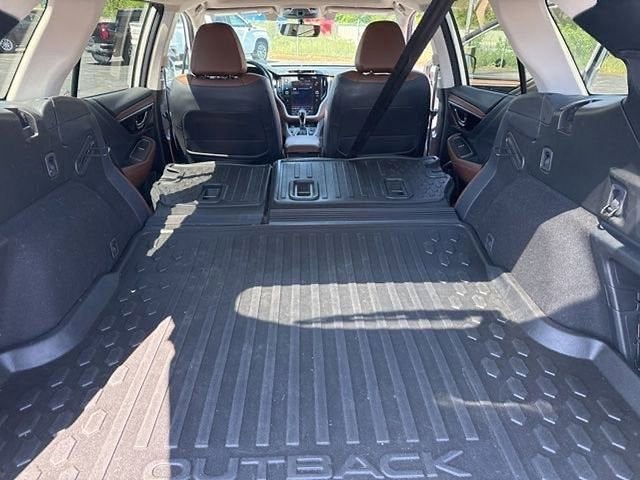 2022 Subaru Outback Touring XT