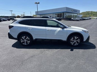 2022 Subaru Outback Touring XT