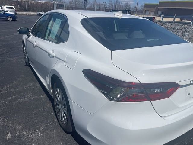 2024 Toyota Camry Hybrid LE