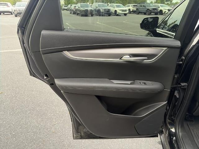 2025 Cadillac XT5 Luxury