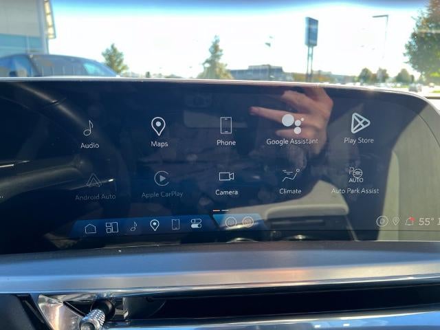 2024 Cadillac LYRIQ Sport 2