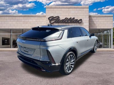 2024 Cadillac LYRIQ Sport 2