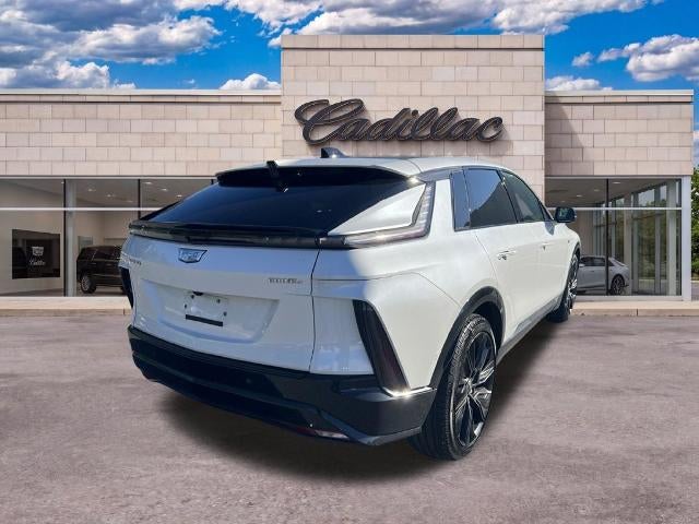 2024 Cadillac LYRIQ Sport 3
