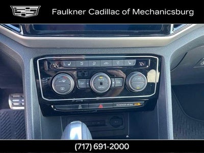 2022 Volkswagen Atlas Cross Sport 3.6L V6 SEL Premium R-Line
