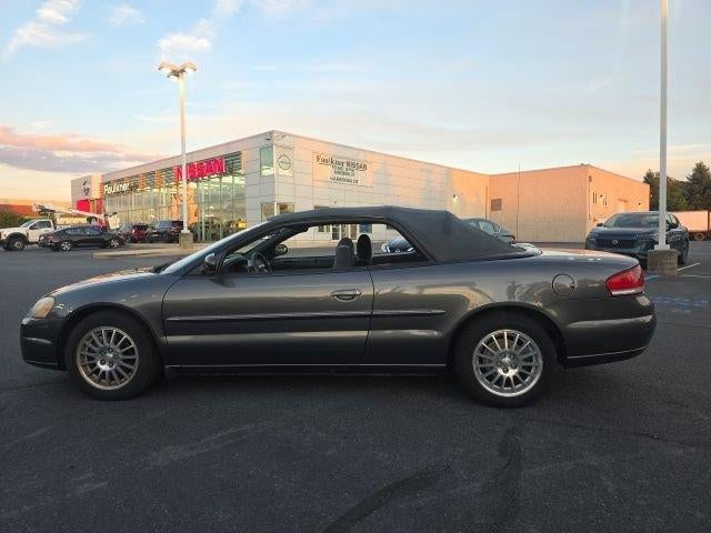 2004 Chrysler Sebring Base