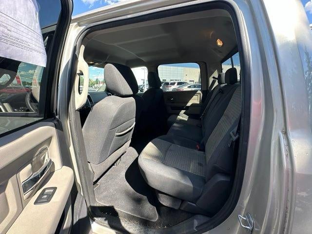 2009 Dodge Ram 1500 4WD Crew Cab 5.6 Ft Box SLT