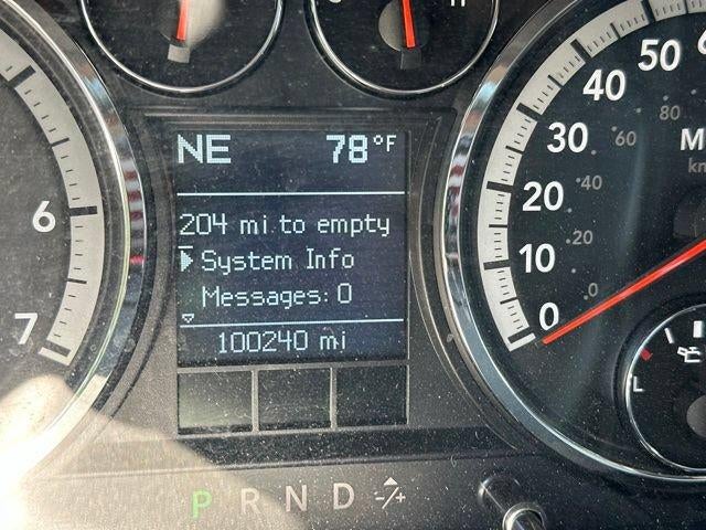 2009 Dodge Ram 1500 4WD Crew Cab 5.6 Ft Box SLT