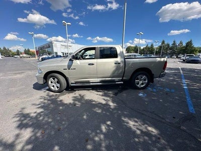 2009 Dodge Ram 1500 4WD Crew Cab 5.6 Ft Box SLT
