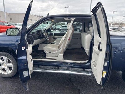 2009 Chevrolet Silverado 1500 Extended Cab Standard Box 4-Wheel Drive LT