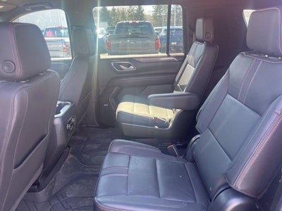 2022 Chevrolet Suburban 4WD RST