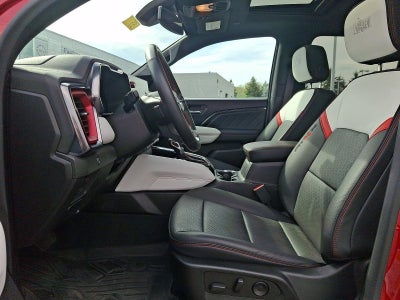 2024 GMC Canyon Crew Cab Short Box 4-Wheel Drive AT4X