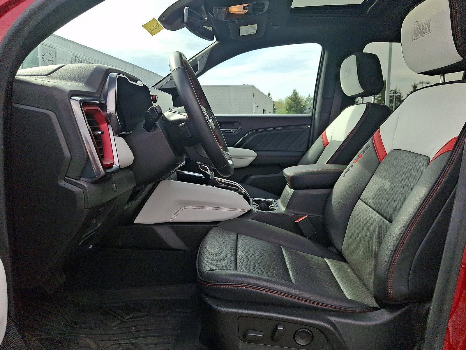 2024 GMC Canyon Crew Cab Short Box 4-Wheel Drive AT4X