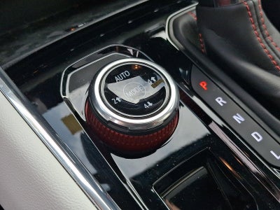 2024 GMC Canyon Crew Cab Short Box 4-Wheel Drive AT4X