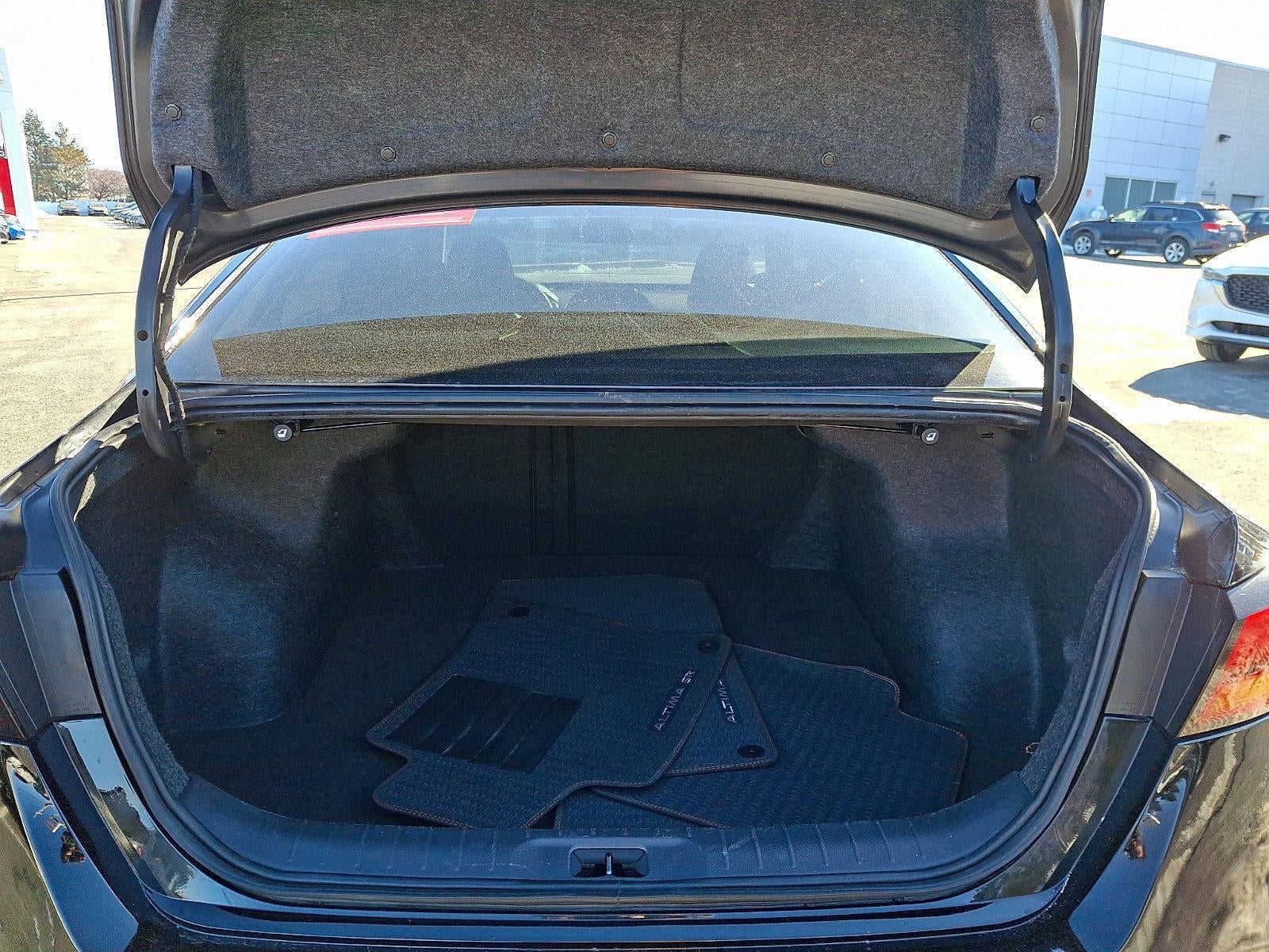 2024 Nissan Altima 2.5 SV Sedan