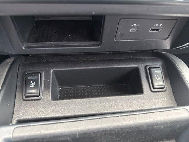 2023 Nissan Titan 4x4 Crew Cab SV