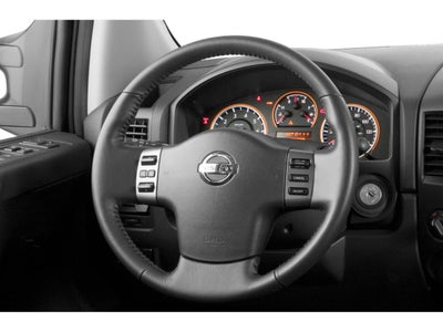 2015 Nissan Titan 4WD Crew Cab Short Bed SV