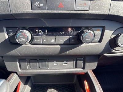 2024 Nissan Frontier Crew Cab 4x4 PRO-4X