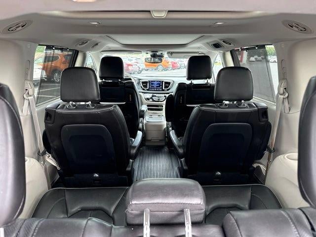 2020 Chrysler Pacifica Limited FWD