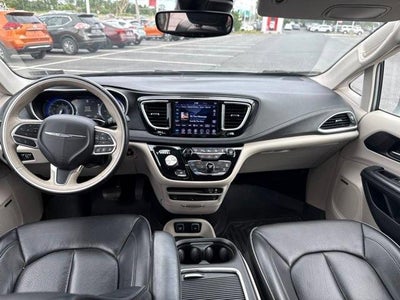2020 Chrysler Pacifica Limited FWD