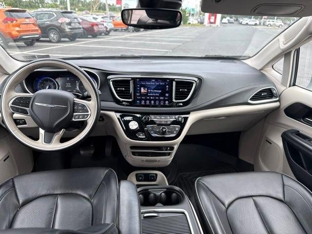 2020 Chrysler Pacifica Limited FWD