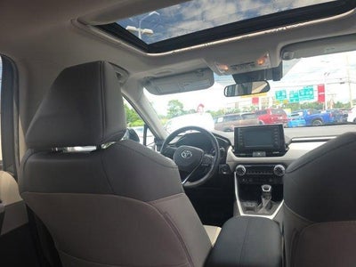 2019 Toyota RAV4 XLE Premium AWD (Natl)