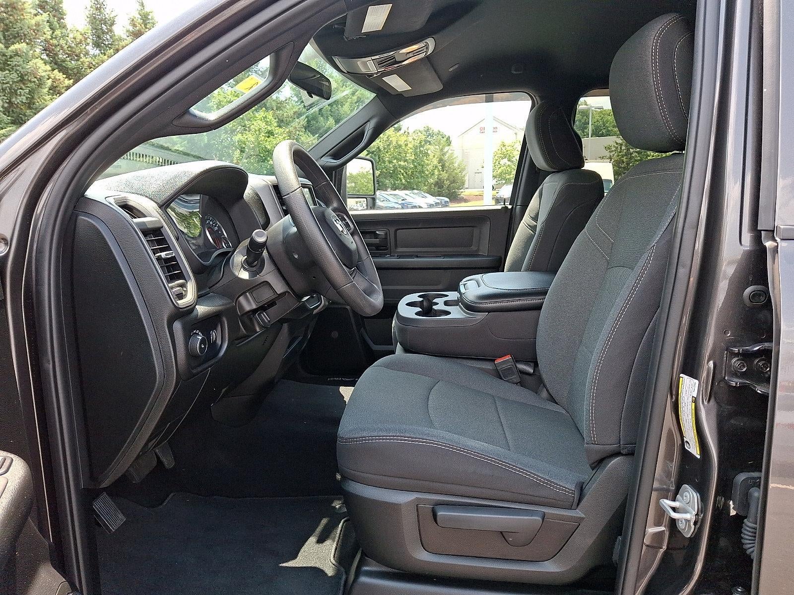 2024 RAM 2500 Tradesman 4x4 Crew Cab 6'4" Box