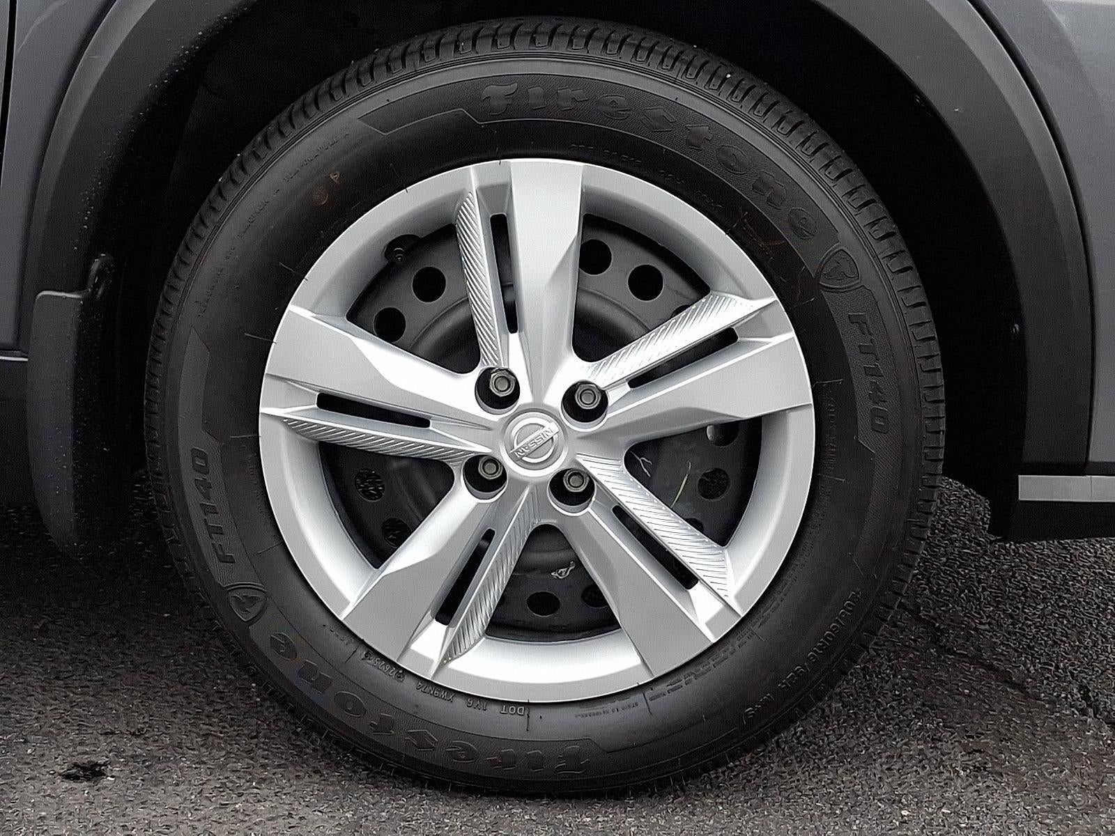 2025 Nissan Kicks Play S FWD