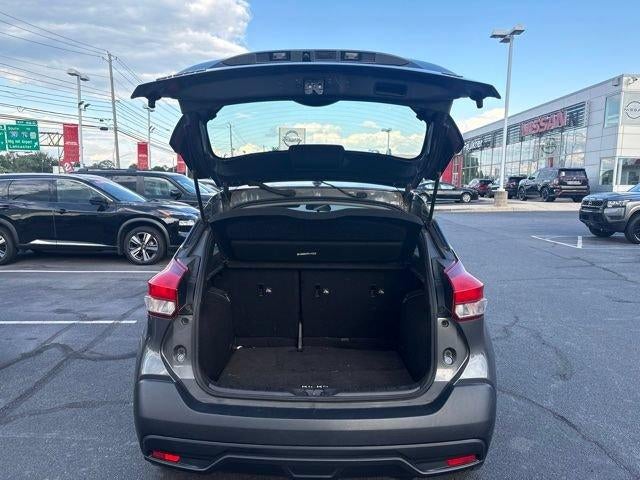 2019 Nissan Kicks SV FWD