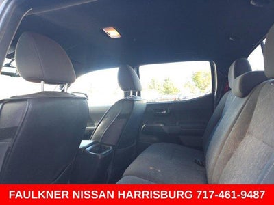 2017 Toyota Tacoma TRD Off Road Double Cab 5' Bed V6 4x4 AT (Natl)