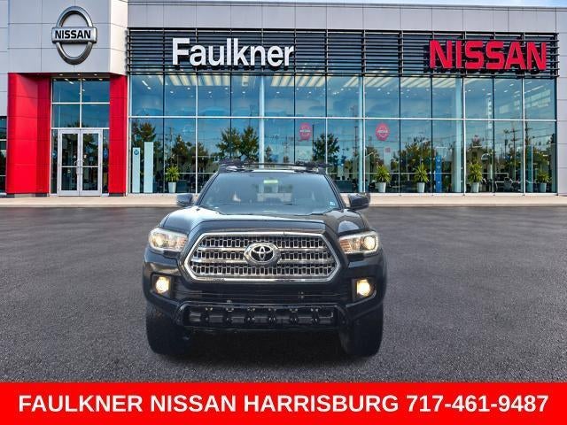 2017 Toyota Tacoma TRD Off Road Double Cab 5' Bed V6 4x4 AT (Natl)