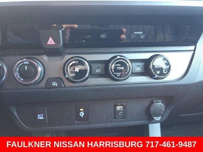 2017 Toyota Tacoma TRD Off Road Double Cab 5' Bed V6 4x4 AT (Natl)