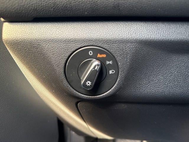 2025 Volkswagen Jetta S Auto