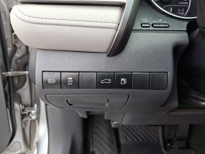 2018 Toyota Camry LE Auto (SE)