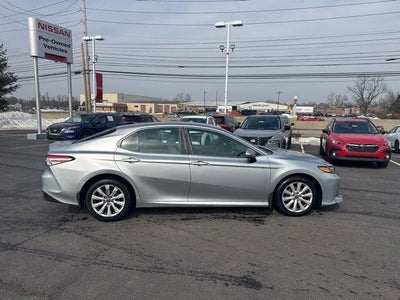 2018 Toyota Camry LE Auto (SE)