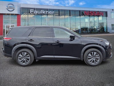 2024 Nissan Pathfinder S 4WD