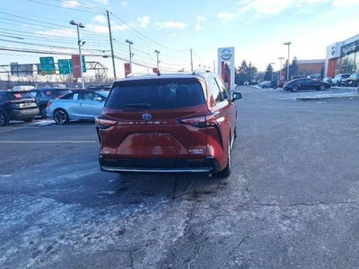 2022 Toyota Sienna Platinum AWD 7-Passenger (GS)