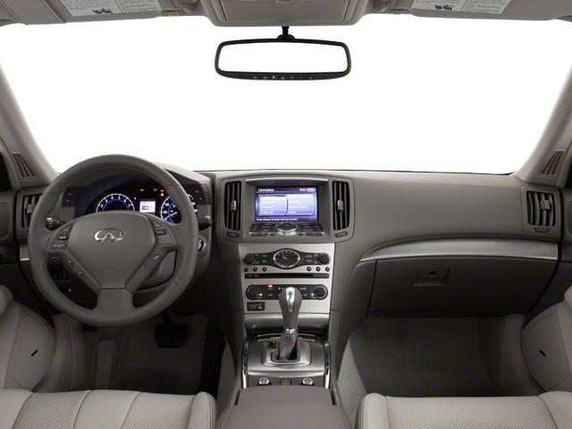 2011 INFINITI G37 Sedan x AWD